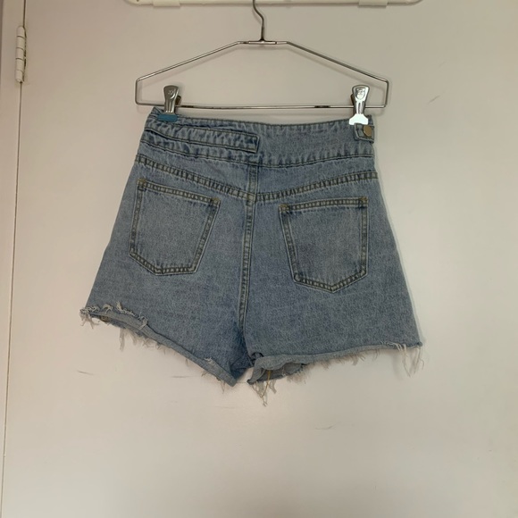 Isabel Marant Étoile Embroidered Shorts - Picture 4 of 9